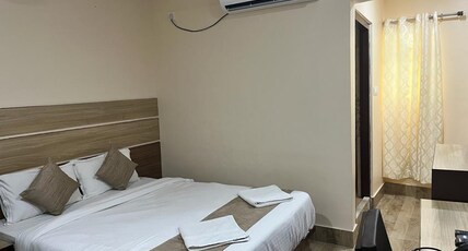 Hotel Magic Square(1 Km away from train station) Room Type - Executive Room with work DeskTwin bed or Queen size bed)