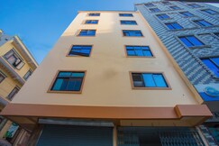 OYO 273 Hotel Rara Palace