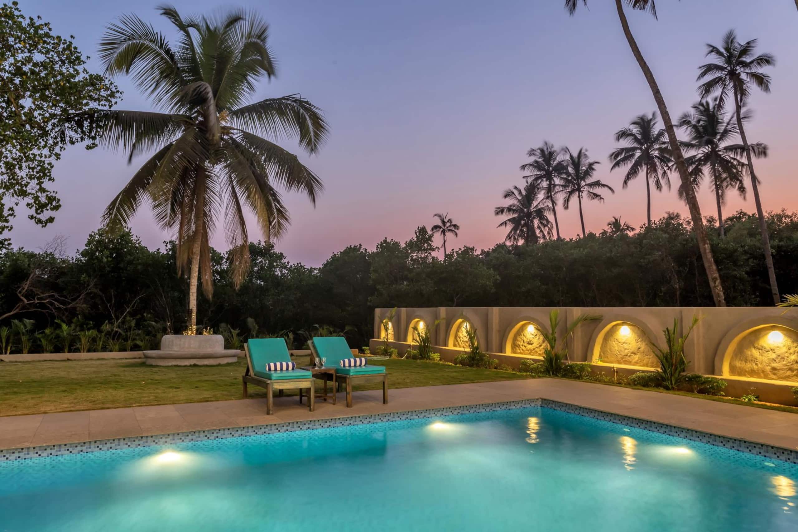 Belissimo Waterfront 9bhk Pvt Pool Siolim - Tap to explore photos