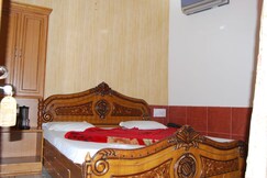 Hotel Maa Residency Lodge