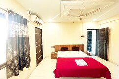 Morya lodge &restaurant