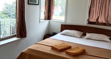 Hotel Signature Crest Room Type - Valley View Room with Balcony