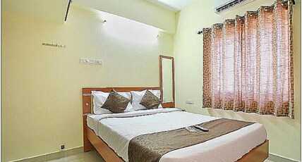 Viswa Service Aparatments Room Type - 3BHK Apartment
