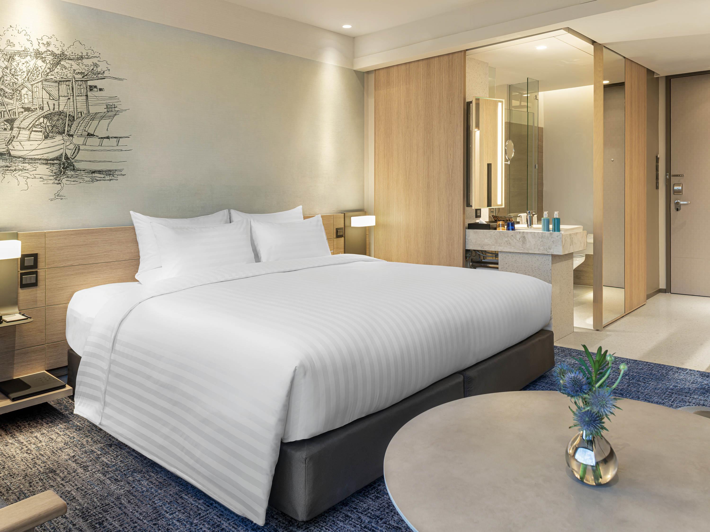 Novotel Bangkok Future Park Rangsit - Tap to explore photos