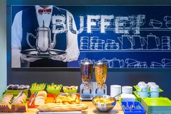 ibis budget Courbevoie Paris la Defense 1