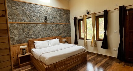 Peach Farm Stays Room Type - Bedroom 3