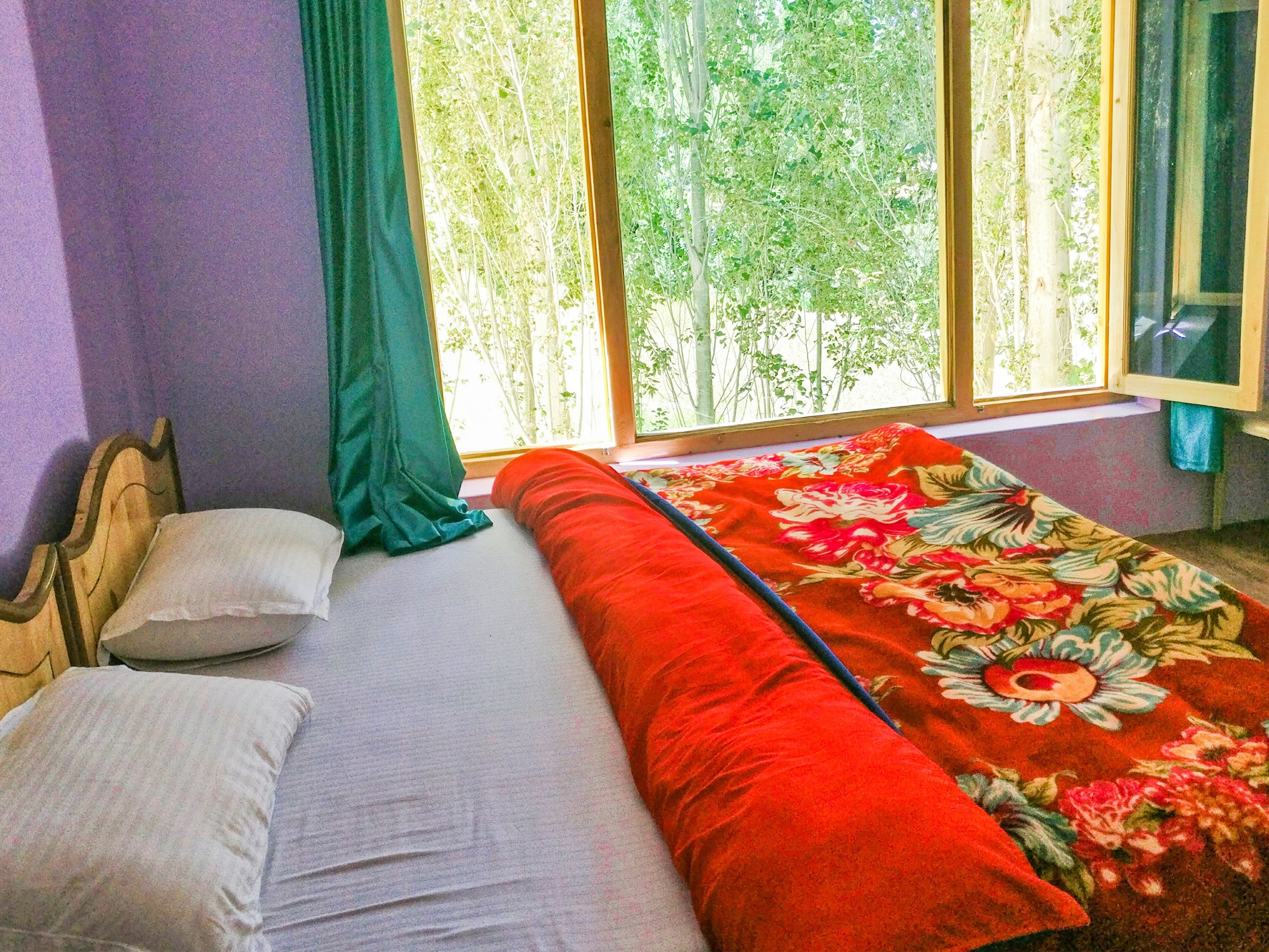 Galaxy Guest House - Tap to explore photos