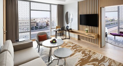 Crowne Plaza JEDDAH AL SALAM Room Type - 1 Bedroom Suite