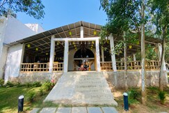 Anija Golf And Country Resorts