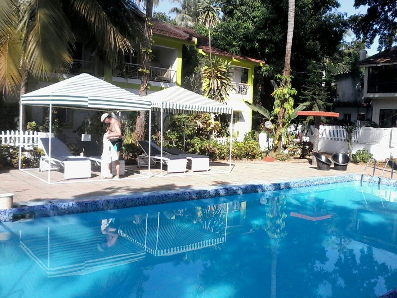 3BHK Duplex Beach Bungalow in Calangute - Tap to explore photos