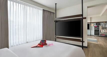 Moxy Kathmandu Durbarmarg By Marriott Room Type - Moxy Thamel, 1 Bedroom Executive Suite, Queen