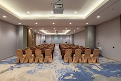 Holiday Inn Express Anshan Downton
