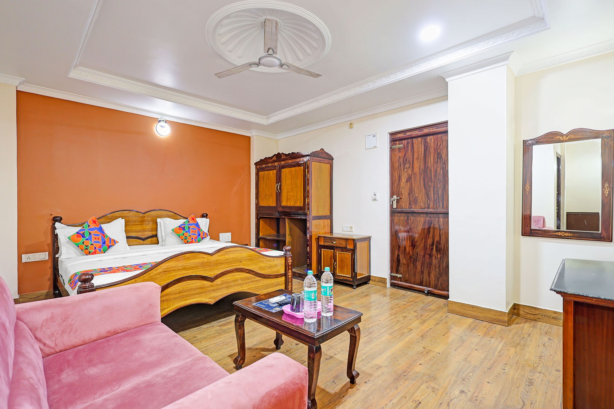 FabHotel Royal Grand Residency - Indiranagar - Tap to explore photos