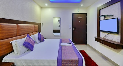 Hotel Emporio @ Paharganj Room Type - Deluxe Twin Room Hotel Emporio @ Paharganj Room Type - Deluxe Twin Room
