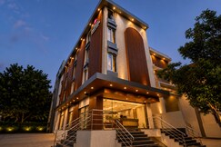 Agarwals Classic Hotel