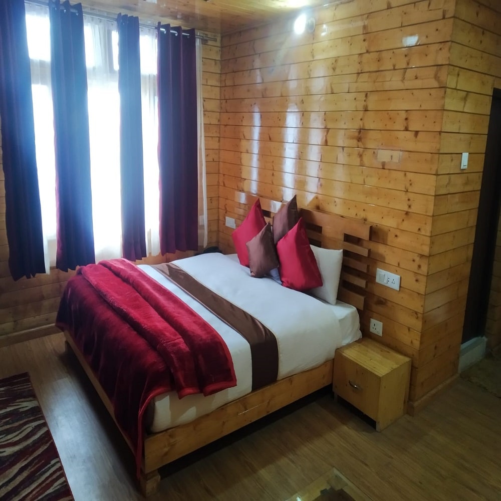 Hotel Little Panda - Tap to explore photos