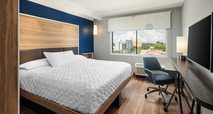 Tru by Hilton Ft Lauderdale Airport Room Type - 1 KING BED