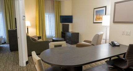 Candlewood Suites ST. JOSEPH/BENTON HARBOR, an IHG hotel Room Type - 1 King Bed 1 Bedroom Suite