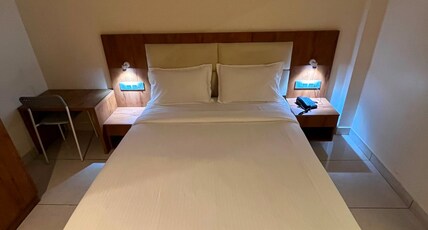 Hotel Liora Grand Room Type - Superior Double Room with AC