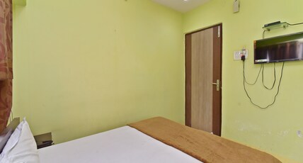 Hotel visawa Room Type - Deluxe Non AC ROOM