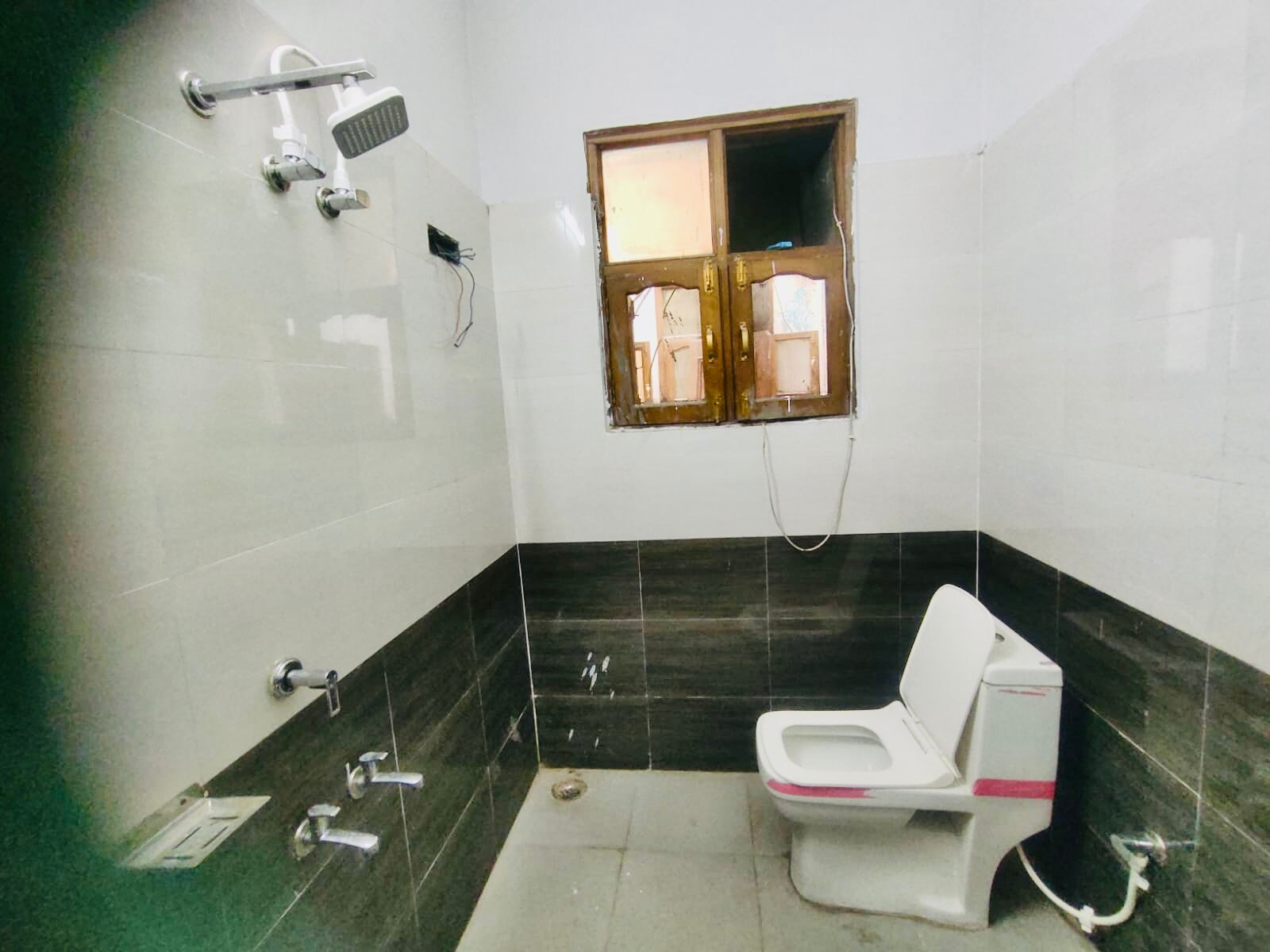 Yogesh hotel and restaurent - Tap to explore photos