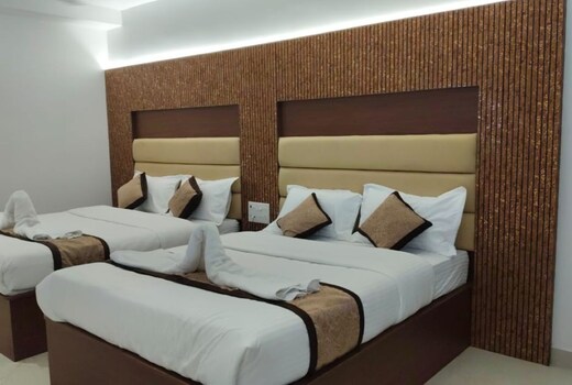 Hotel Chendura