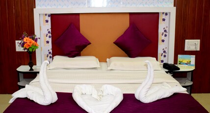 Hotel kaveri palace  Room Type - Deluxe Room