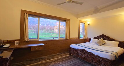Hotel Samdupling Himalayan Brothers Room Type - Suite Room mountain view With Balcony