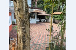 Sun Side Estate Stay