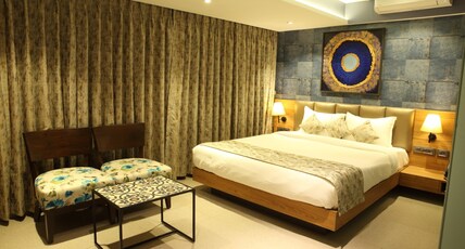 Hotel Bindra's Supremacy Room Type - Deluxe Room