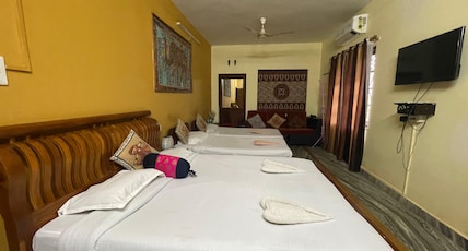 Bella Villa | Rooms in Homestay Room Type - Deluxe AC Family room for 4 with balcony - Aguada Bella Villa | Rooms in Homestay Room Type - Deluxe AC Family room for 4 with balcony - Aguada