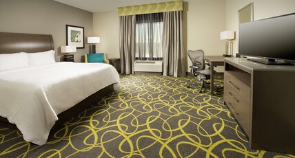 Hilton Garden Inn College Station Hotel Room Type - 1 KING ACC RM ROLLIN SHWR