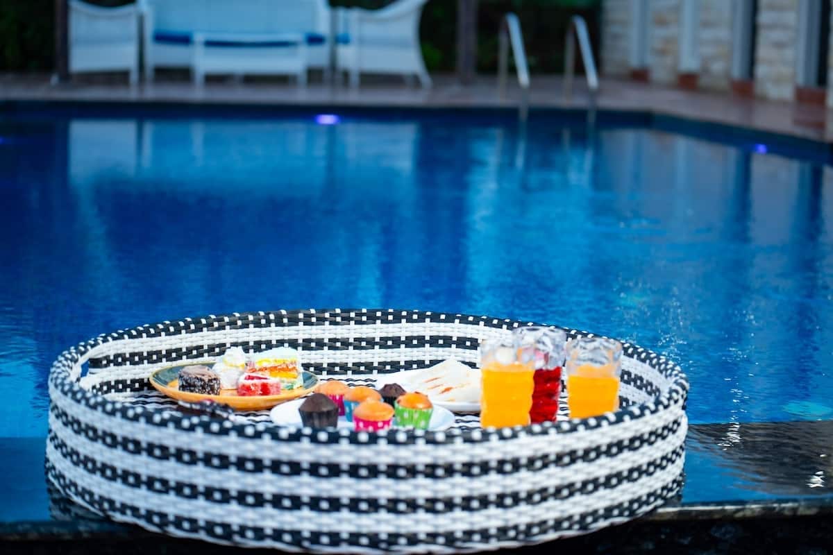 Eva Farms | Aravali Lux Retreat with Pool & Jacuzzi - Tap to explore photos