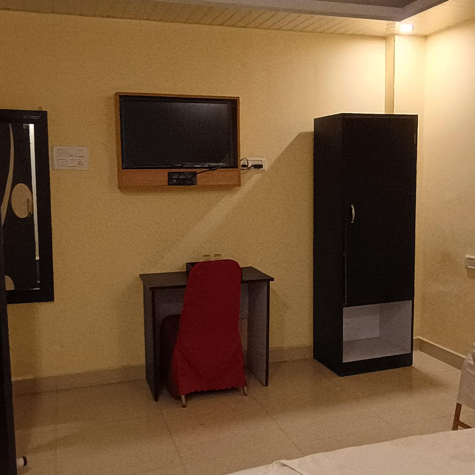 Magadh Regency - Tap to explore photos