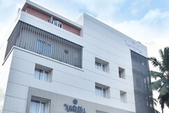 NAVARATNA INN - A LUXURY HOTEL