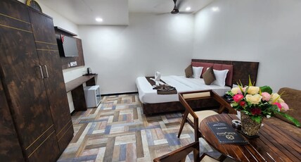 Hotel Atmij Room Type - Super Deluxe