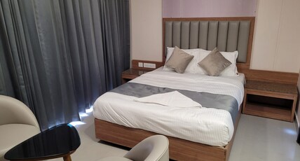 Cosmo Grande Room Type - Platinum Double Room
