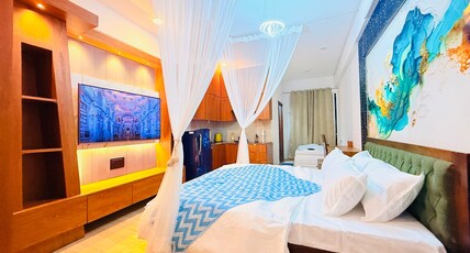 The Royal Cayetana Studio Room Type - The Royal Cayetana Studio