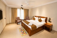 Rooms of ALOHA on the Ganges 1bhk Garden & Parking facing 221