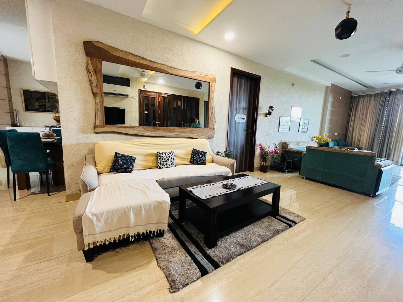 A 4BHK full floor in Legacy Haven An Anchorage - Tap to explore photos