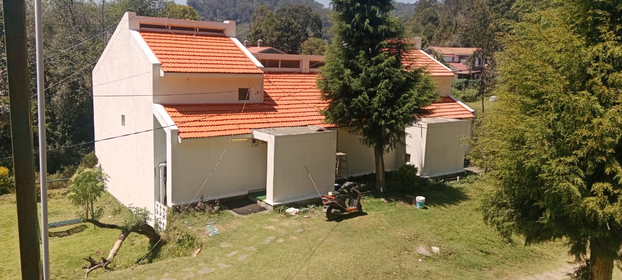 KSR Woodys Kodai - Tap to explore photos