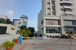 SIAH -SIGN INN APART HOTEL