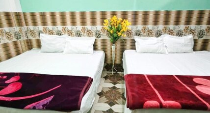 Nirmala Sadan Home Stay Ayodhya Dham Room Type - Deluxe Room 4 Bed