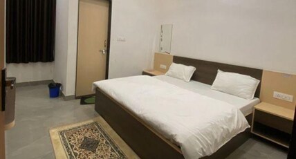 FabHotel Chris Room Type - Suite Room