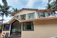 Hotel Sushegad Guhagar Beach