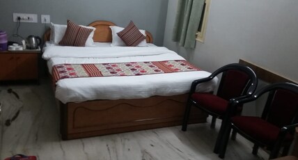 Hotel Tulsi Inn Room Type - Super Deluxe Room