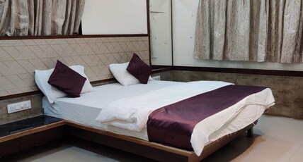 Hotel Shiva Punjab Room Type - Deluxe AC  Room