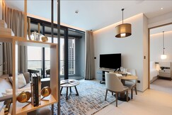 ELIVAAS Curated 1BHK with Marina and Partial Sea Views