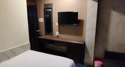 Dhanraj Lodging and Boarding Room Type - Standard Room