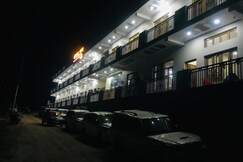 7 Oaks Barkot By StayApart